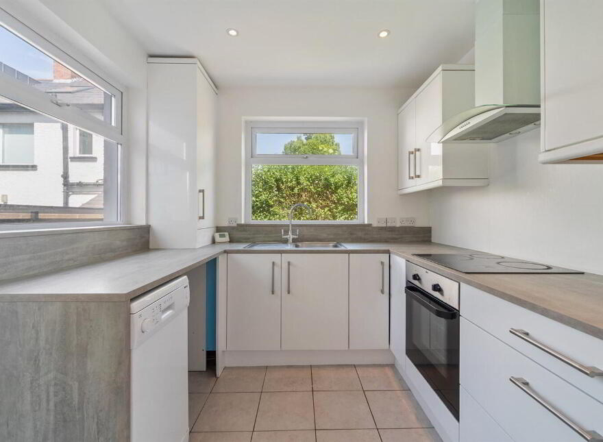 34 Lancefield Road, Lisburn Road, Belfast, BT9 6LL