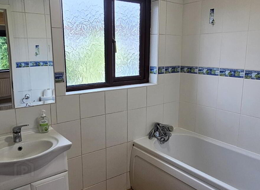 37 Ollardale Park, Ballyclare, BT39 9EQ