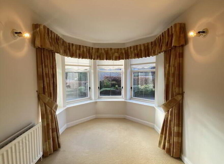 11 Mid Steil, Greenbank, Edinburgh, EH10 5XB