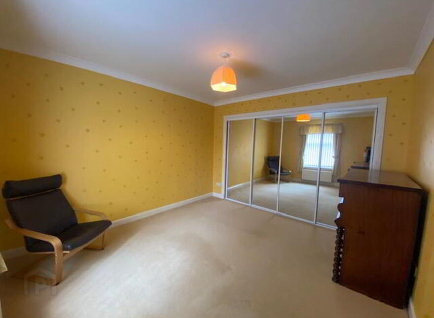 11 Mid Steil, Greenbank, Edinburgh, EH10 5XB