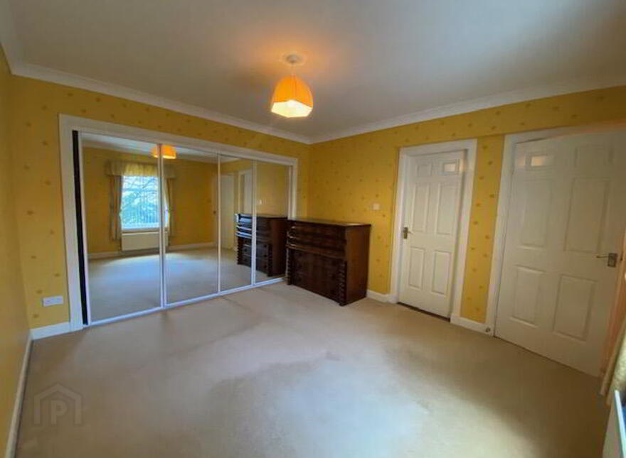 11 Mid Steil, Greenbank, Edinburgh, EH10 5XB
