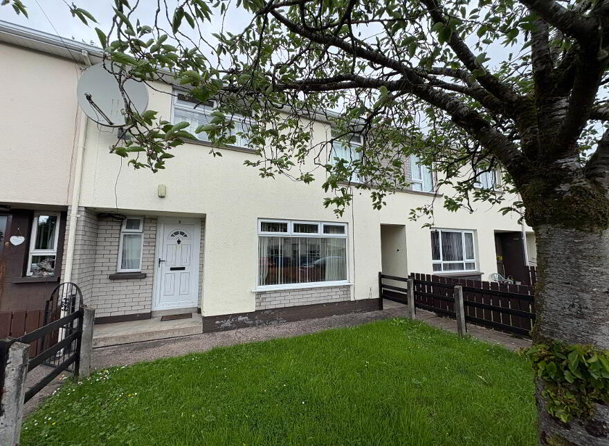 2 Meadowbrook, Fintona, BT78 2AN