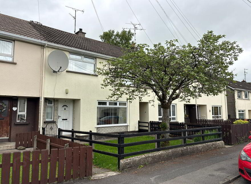 2 Meadowbrook, Fintona, BT78 2AN