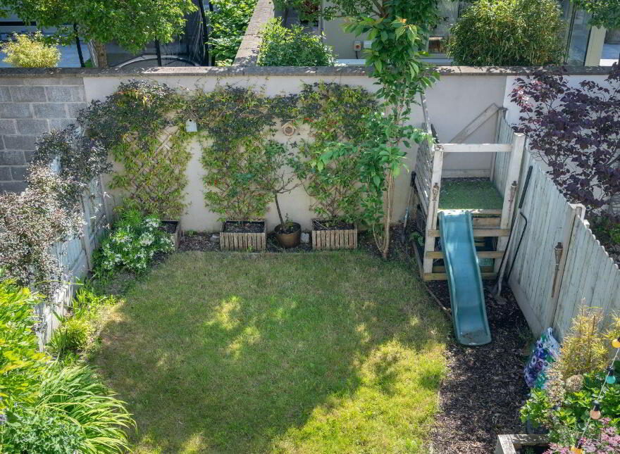 8 Aylesbury, Ballintemple, T12P5PT