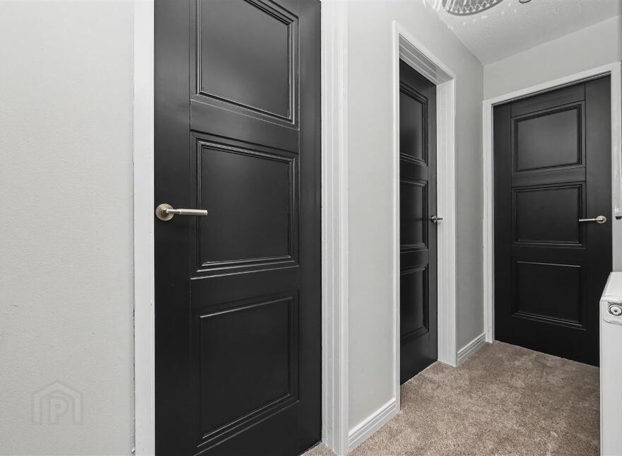 Apt 18, Castle Mews, Belfast, BT6 9RR