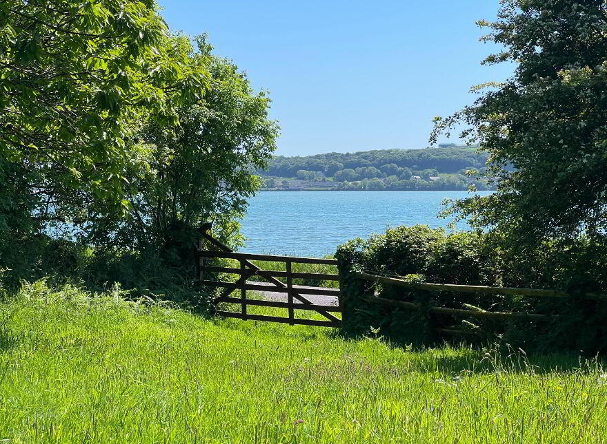 Beatrick, Maryborough, Timoleague, P72CD88