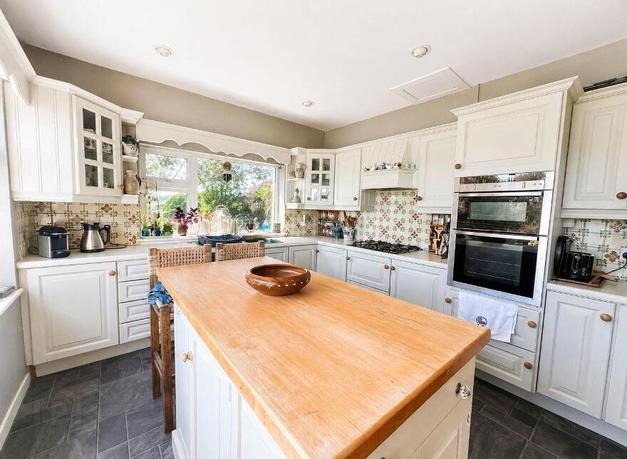 Beatrick, Maryborough, Timoleague, P72CD88