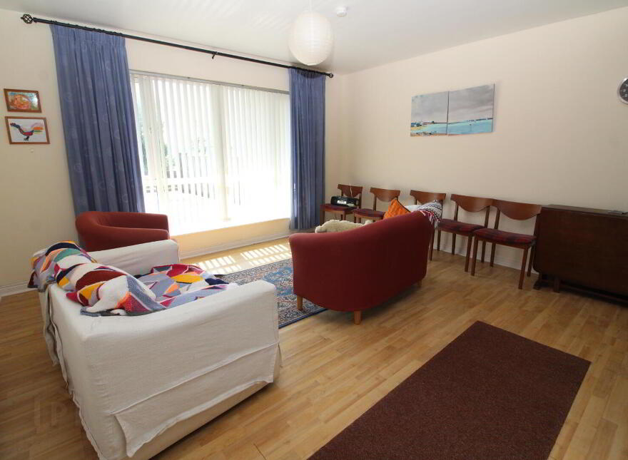 17 Bates Park, Greenisland, Carrickfergus, BT38 8LG