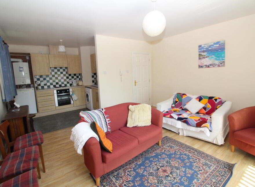 17 Bates Park, Greenisland, Carrickfergus, BT38 8LG