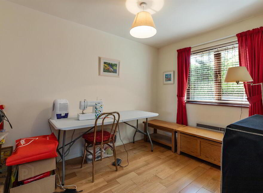 14 Victoria Court, Belfast, BT4 1RQ