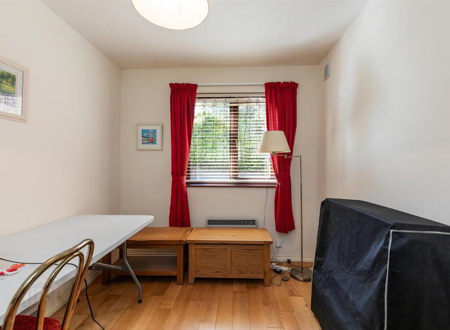 14 Victoria Court, Belfast, BT4 1RQ