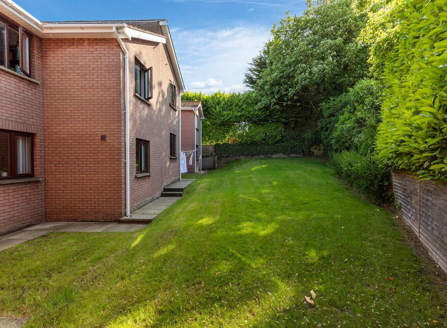 14 Victoria Court, Belfast, BT4 1RQ