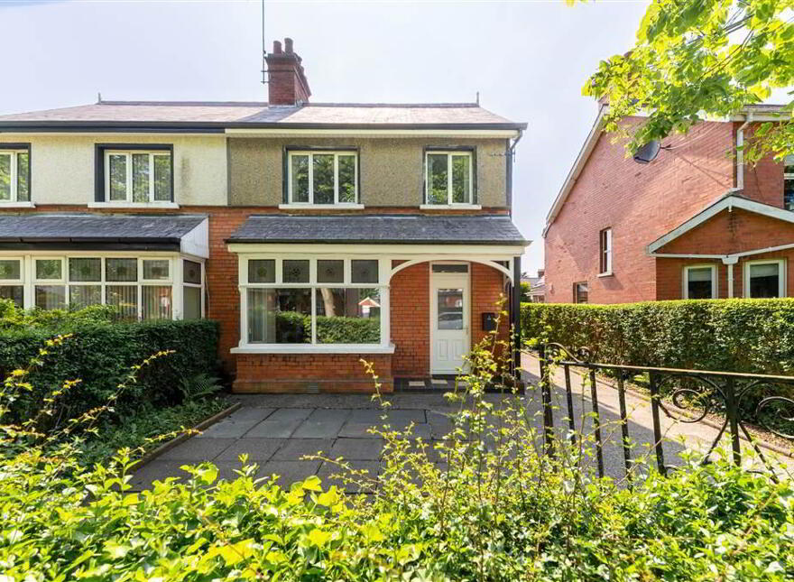 9 Finaghy Park South, Belfast, BT10 0HR