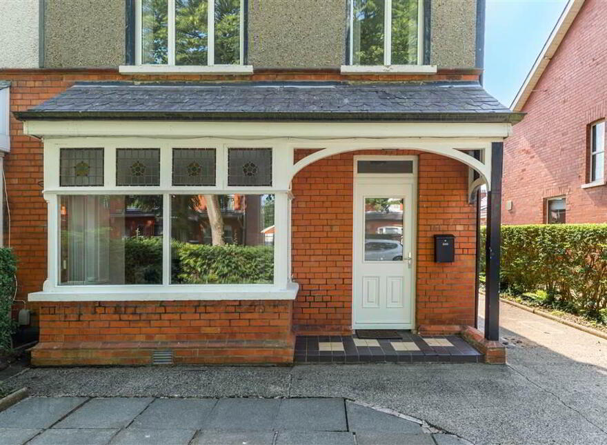 9 Finaghy Park South, Belfast, BT10 0HR