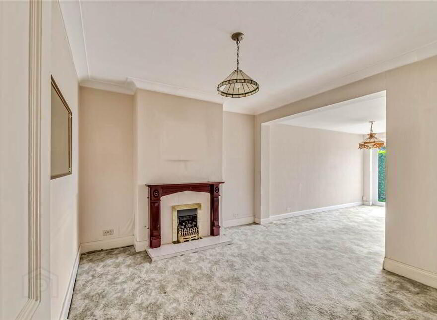 9 Finaghy Park South, Belfast, BT10 0HR