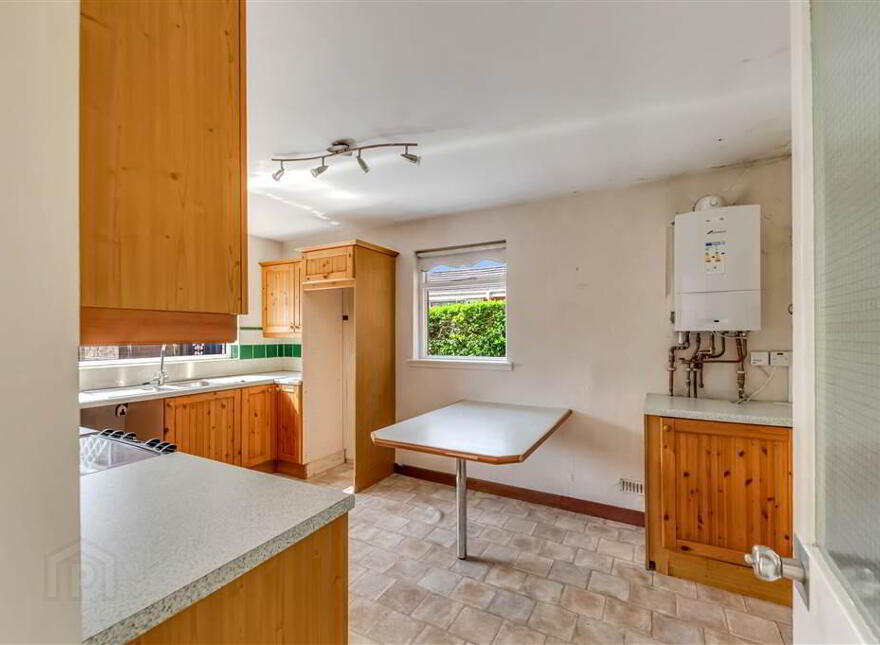9 Finaghy Park South, Belfast, BT10 0HR
