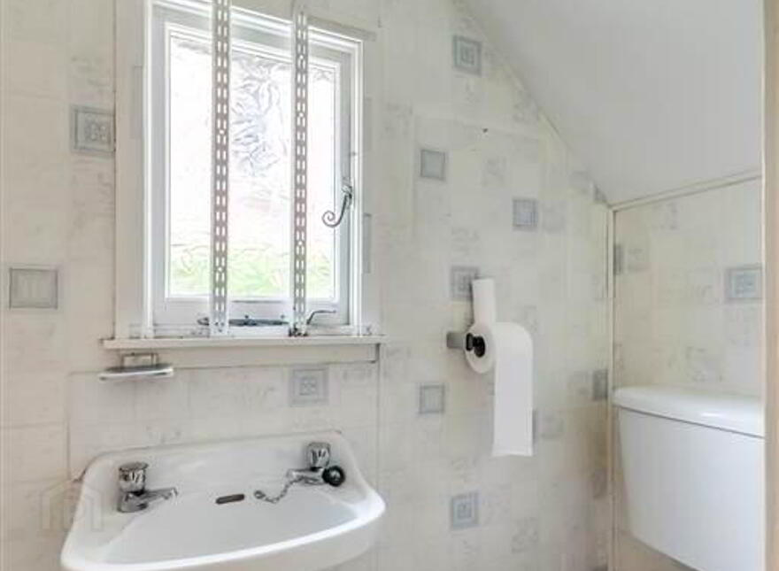 9 Finaghy Park South, Belfast, BT10 0HR