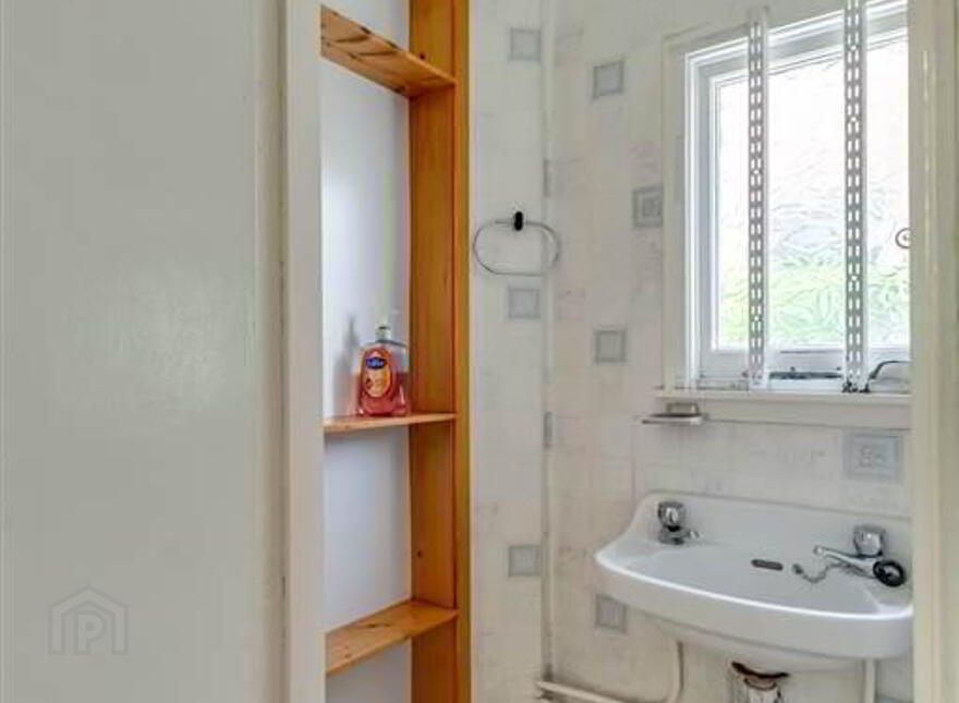 9 Finaghy Park South, Belfast, BT10 0HR