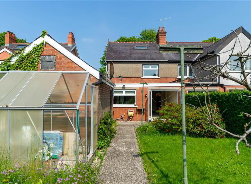 9 Finaghy Park South, Belfast, BT10 0HR