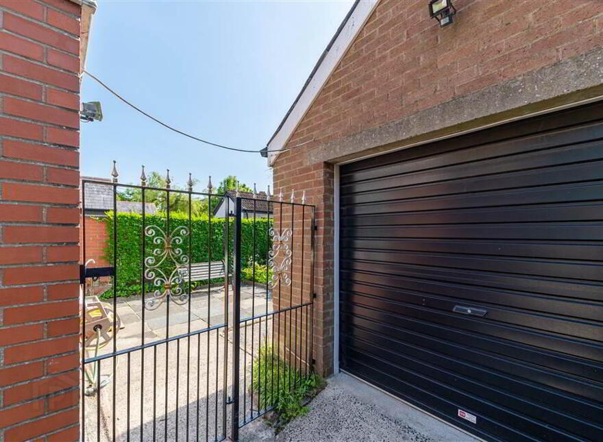 9 Finaghy Park South, Belfast, BT10 0HR