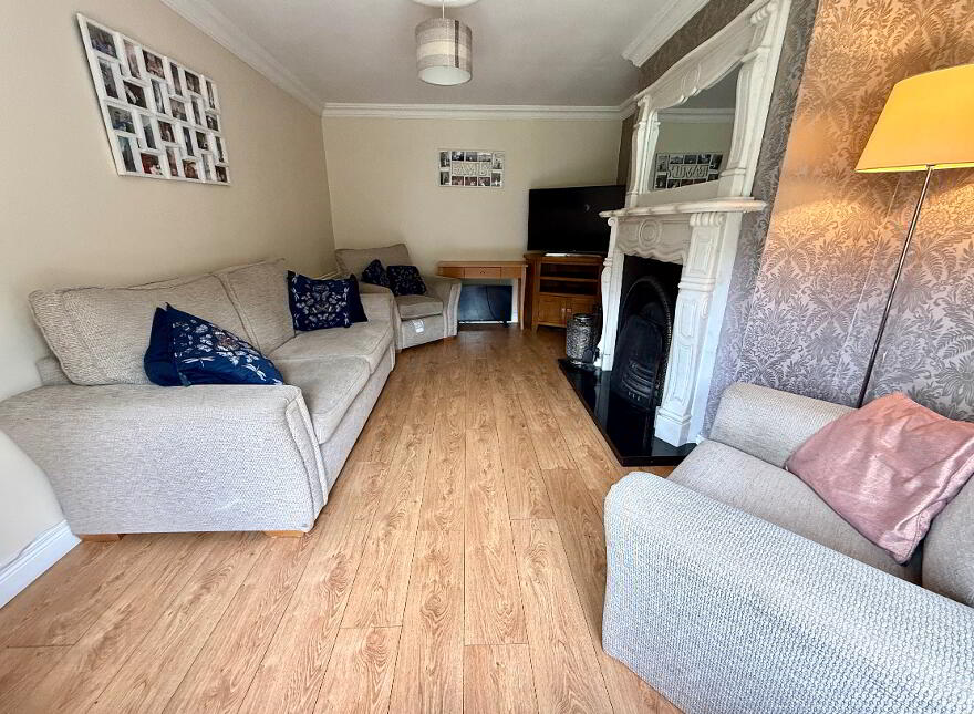 9 Strangford Park, Foylesprings, Derry, BT48 0JW