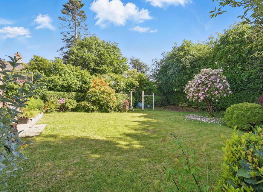 39 Cranmore Gardens, Malone, Belfast, BT9 6JL
