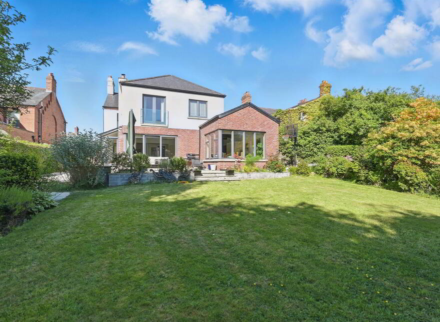 39 Cranmore Gardens, Malone, Belfast, BT9 6JL