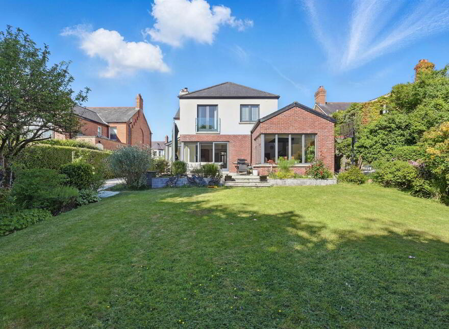 39 Cranmore Gardens, Malone, Belfast, BT9 6JL