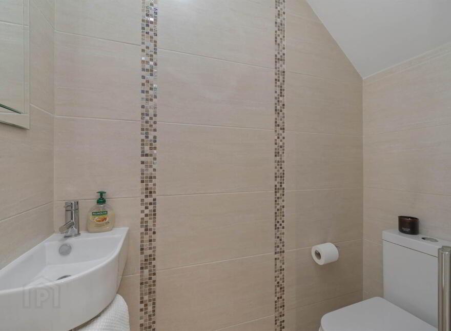 5 Campbell Chase, Ballyhackamore, Belfast, BT4 3PE