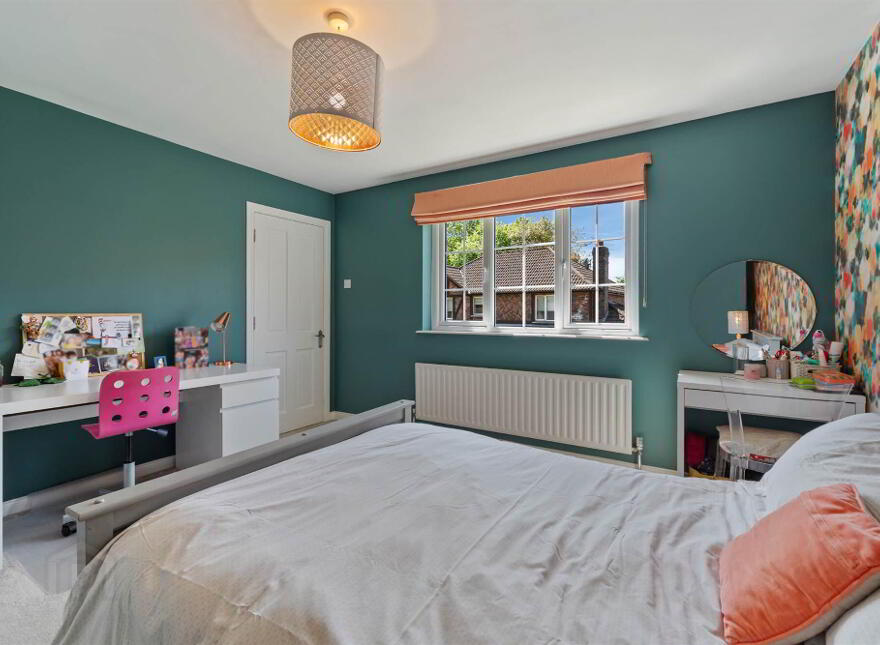 5 Campbell Chase, Ballyhackamore, Belfast, BT4 3PE