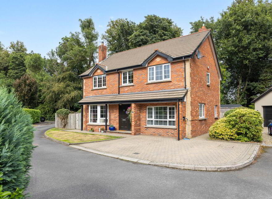 5 Campbell Chase, Ballyhackamore, Belfast, BT4 3PE