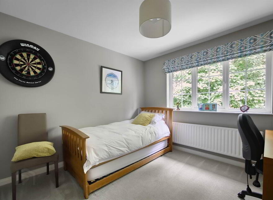 5 Campbell Chase, Ballyhackamore, Belfast, BT4 3PE