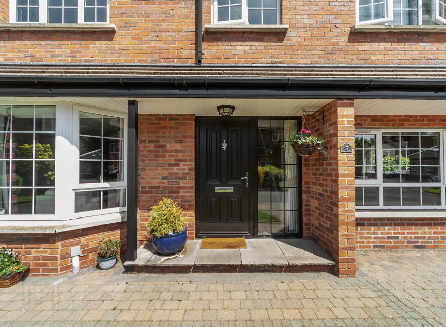5 Campbell Chase, Ballyhackamore, Belfast, BT4 3PE photo 2