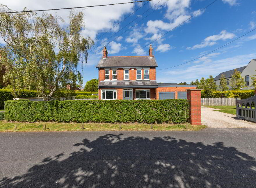 15 Ballymenoch Park, Holywood, BT18 0LP