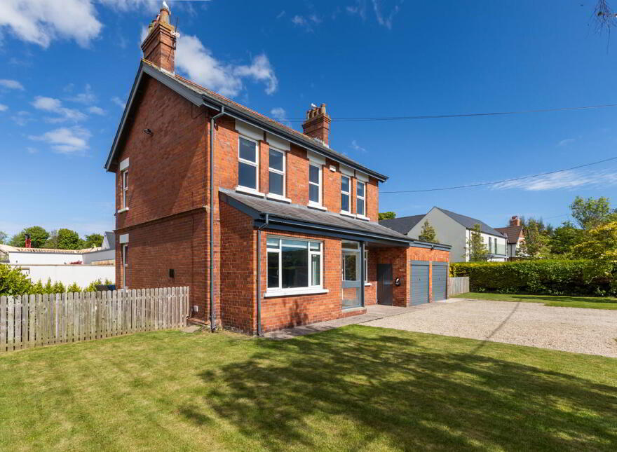 15 Ballymenoch Park, Holywood, BT18 0LP