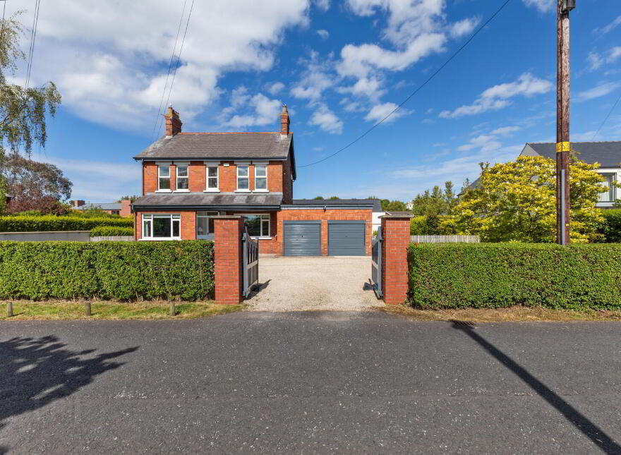 15 Ballymenoch Park, Holywood, BT18 0LP
