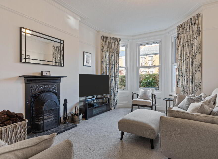 2 Grasmere Gardens, Antrim Road, Belfast, BT15 5EG