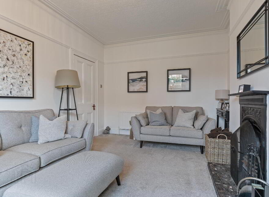 2 Grasmere Gardens, Antrim Road, Belfast, BT15 5EG