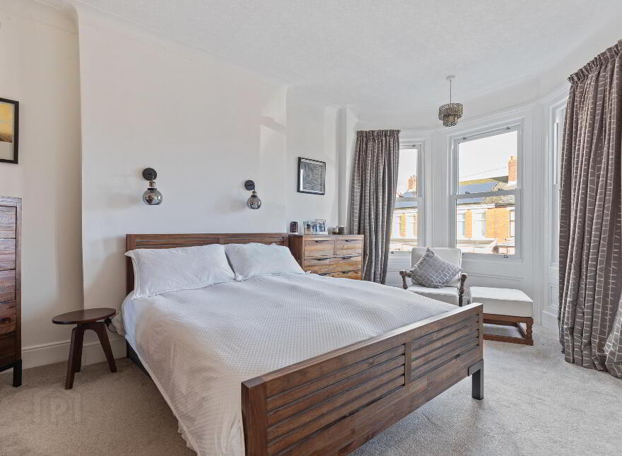 2 Grasmere Gardens, Antrim Road, Belfast, BT15 5EG