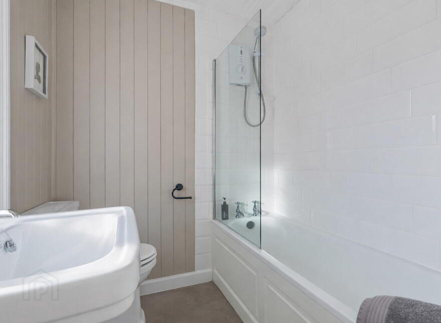 2 Grasmere Gardens, Antrim Road, Belfast, BT15 5EG