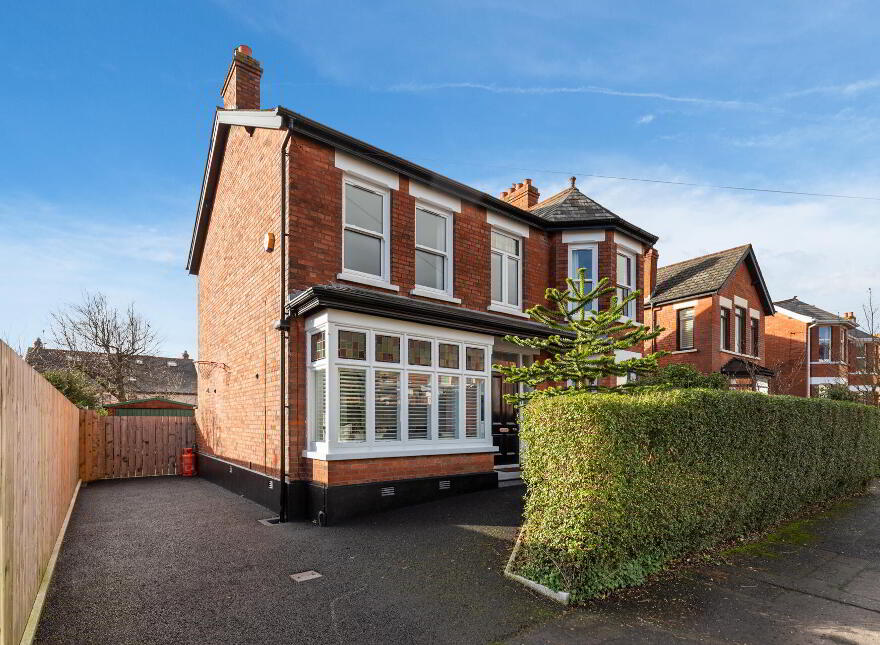 2 Grasmere Gardens, Antrim Road, Belfast, BT15 5EG
