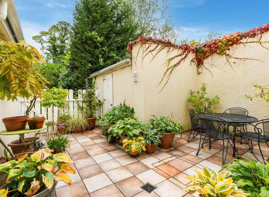 'Ailsa Lodge', 37 Station Road, Craigavad, Holywood, BT18 0BP