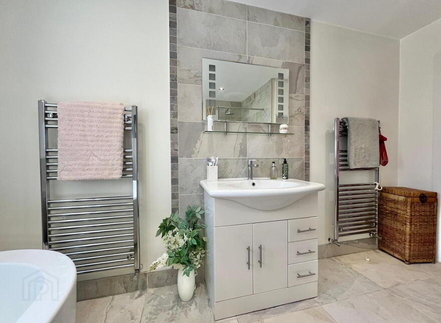 6 Longlands, Clady, Portglenone, BT44 8JU