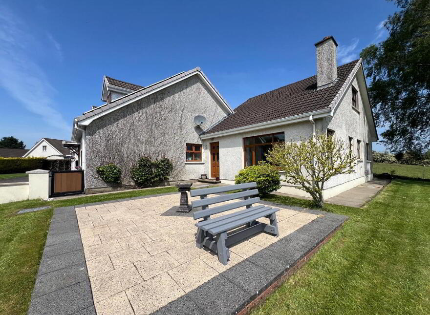6 Longlands, Clady, Portglenone, BT44 8JU