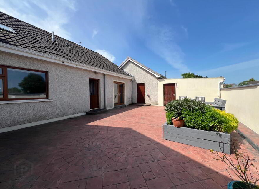 6 Longlands, Clady, Portglenone, BT44 8JU