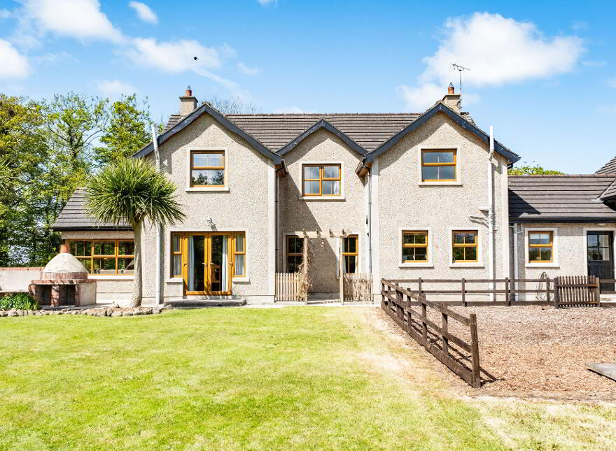 27 Lisconnan Road, Ballymoney, BT53 8AD