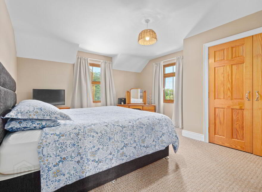 27 Lisconnan Road, Ballymoney, BT53 8AD