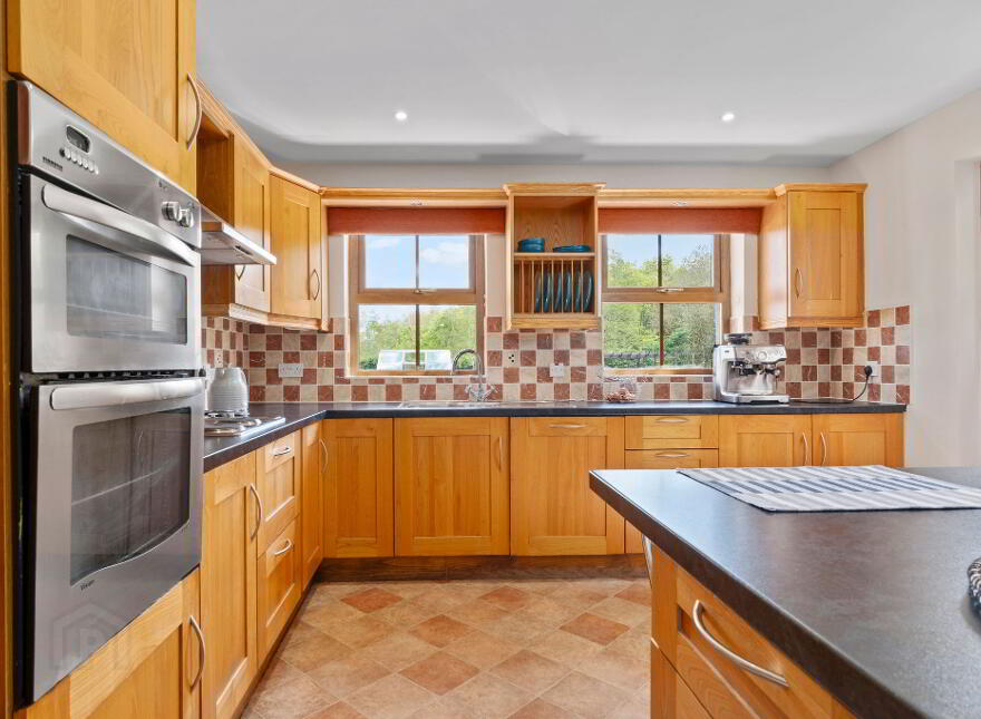 27 Lisconnan Road, Ballymoney, BT53 8AD