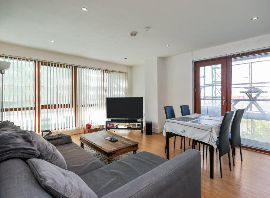 99 James Clow, 15 Princes Dock Street, Belfast, BT1 3DS