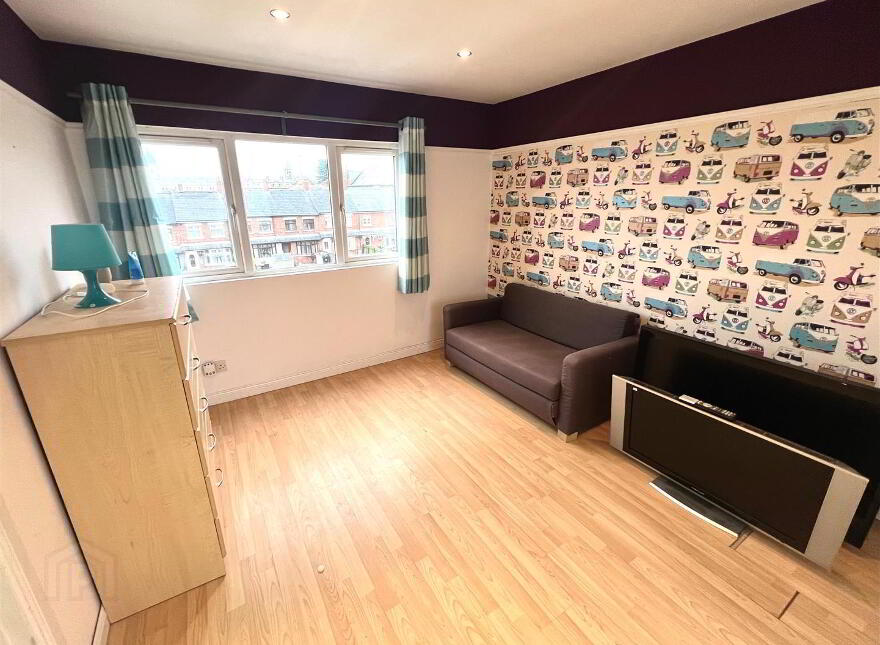 20 Ladbrook Drive, Belfast, BT14 7ND